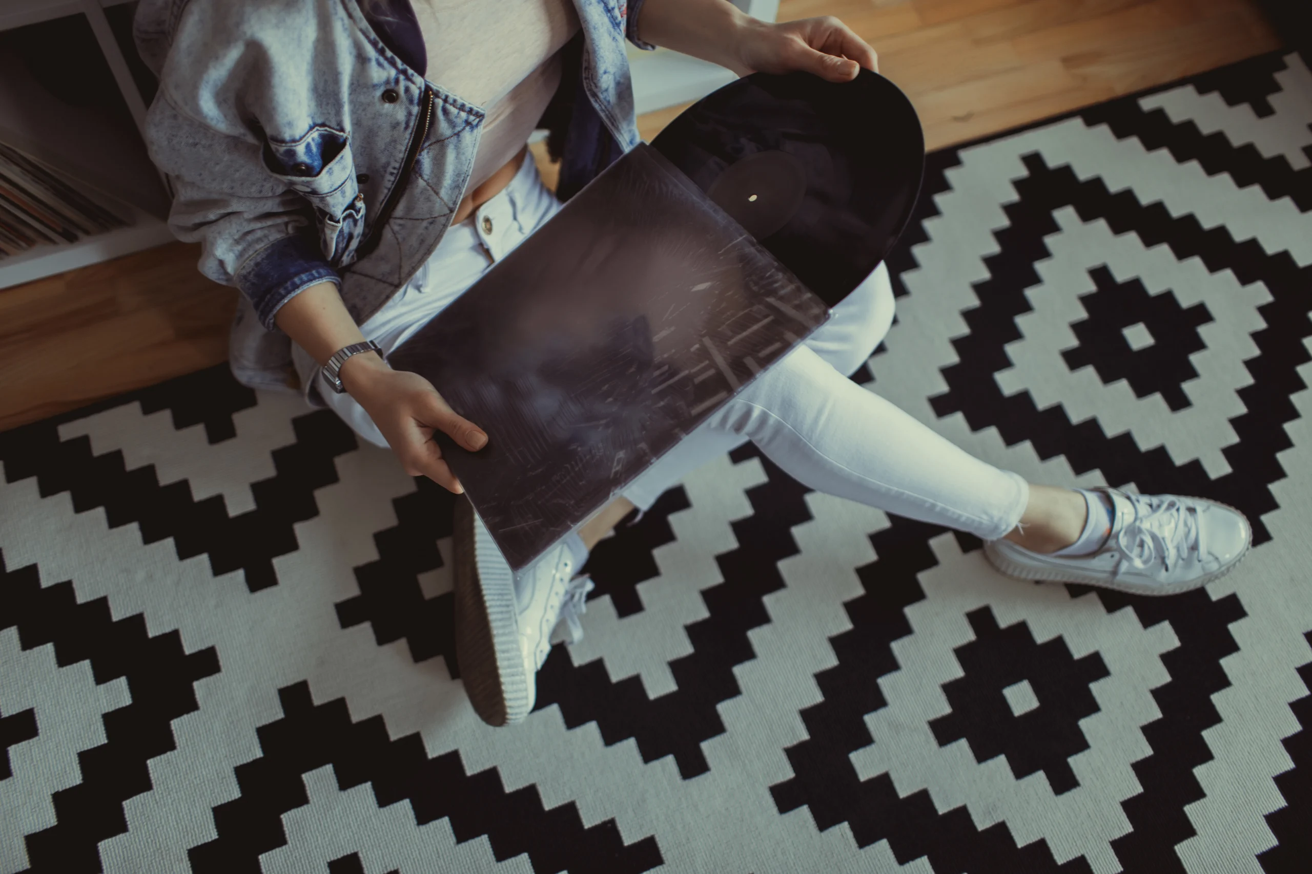 Patterned rug in a modern home for professional rug cleaning Melbourne